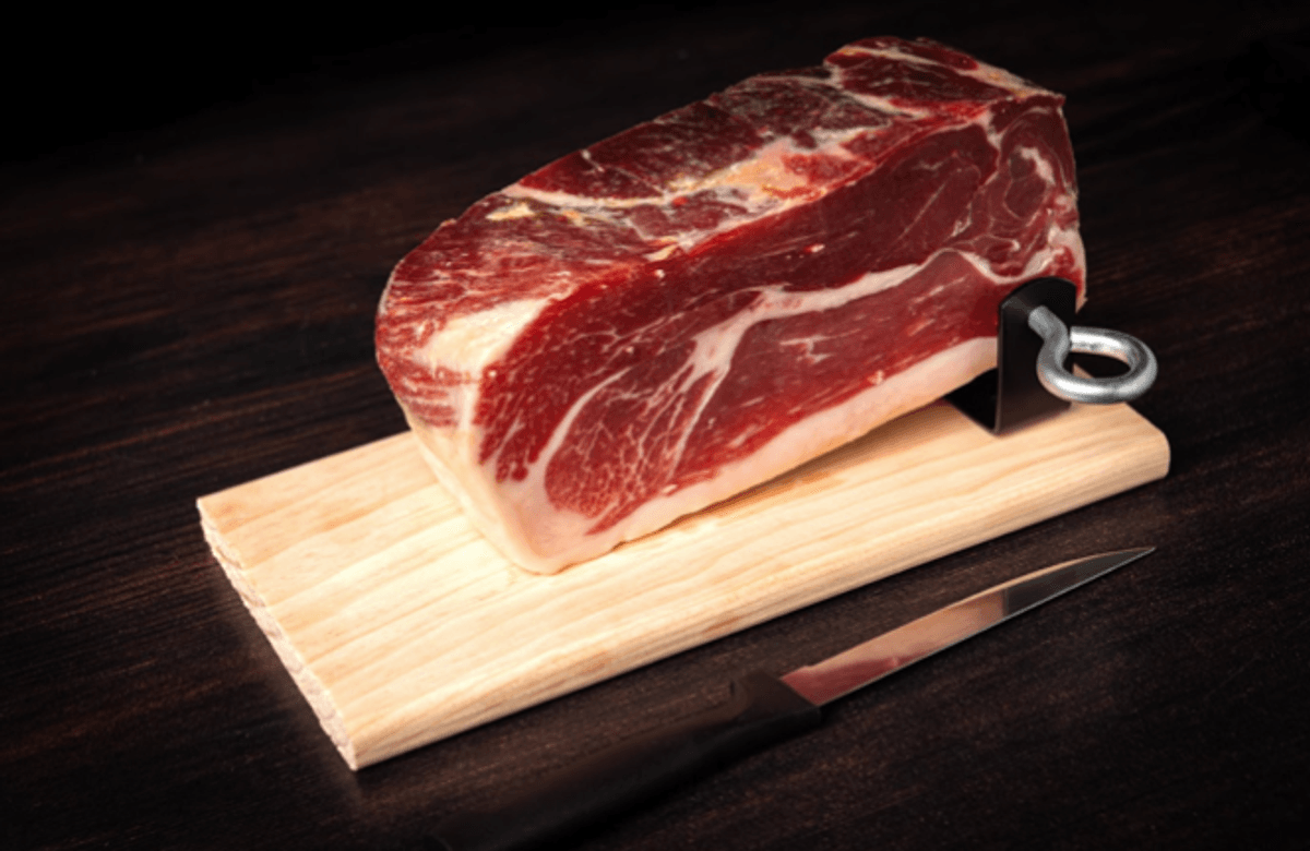 Serranoskinke 1kg - 15 mnd - GRØNN gaveeske m/kniv & stativ